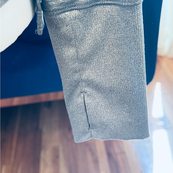 NIKE DRIFIT Running Long Sleeve Tshirt Athletic Shirt - Picture 6 of 13